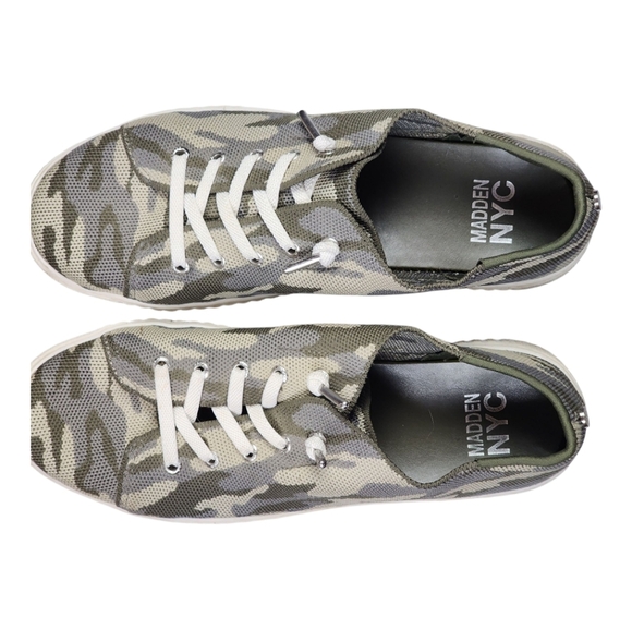 Madden NYC Camo Print Lace-Up Platform Sneakers Size 9W Casual Street Style - Picture 3 of 10